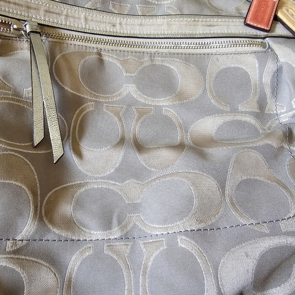 Coach Poppy Metallic Purse - Picture 4 of 5